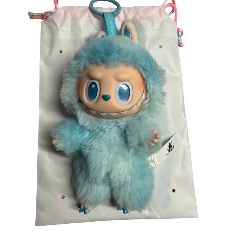 Pop Mart Big Into Energy Labubu Hope Plush Pendant